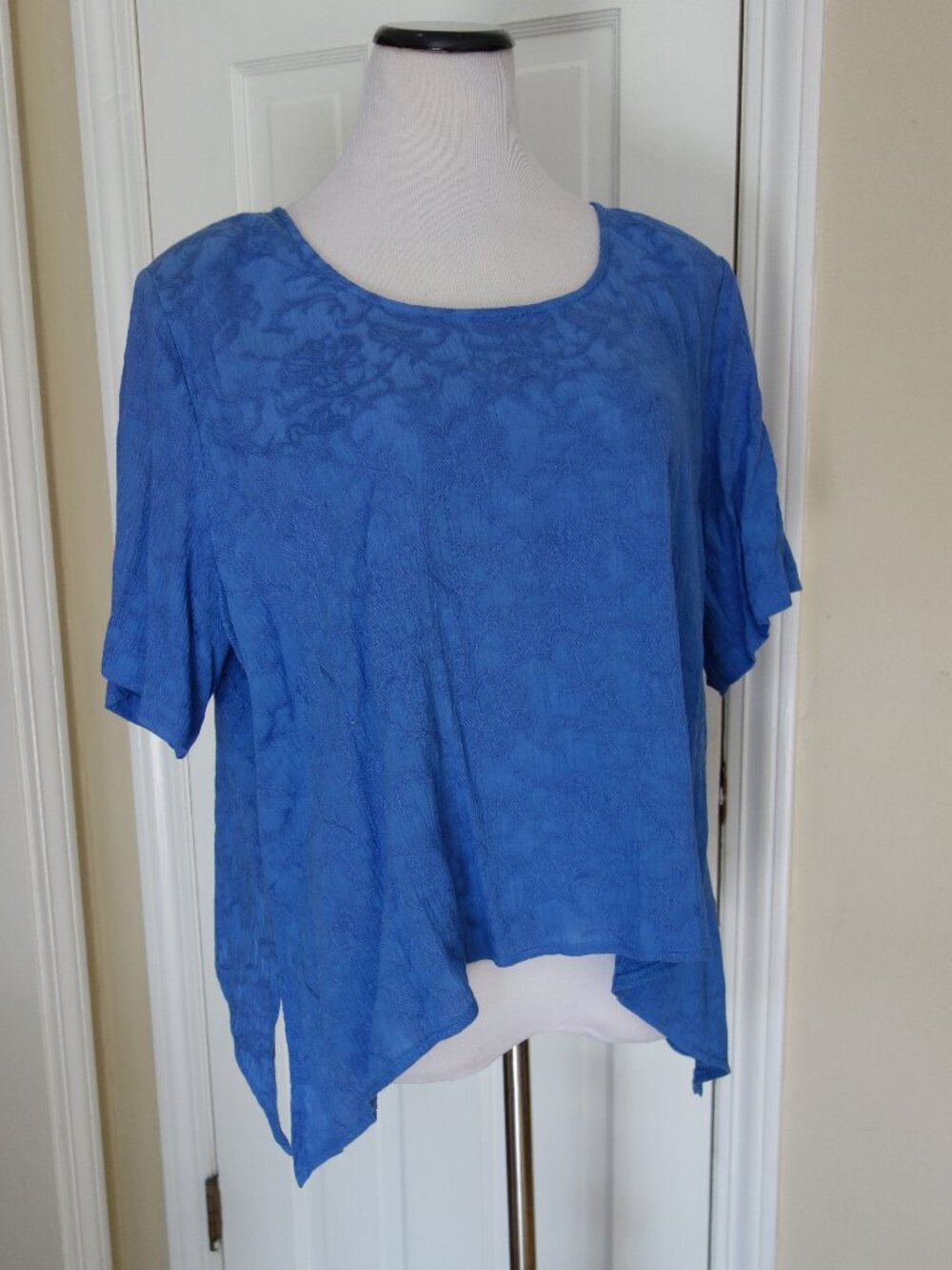 NWT $59 CONNECTED WOMAN Blue Floral Short Sleeve Blouse Top – Plus 18W